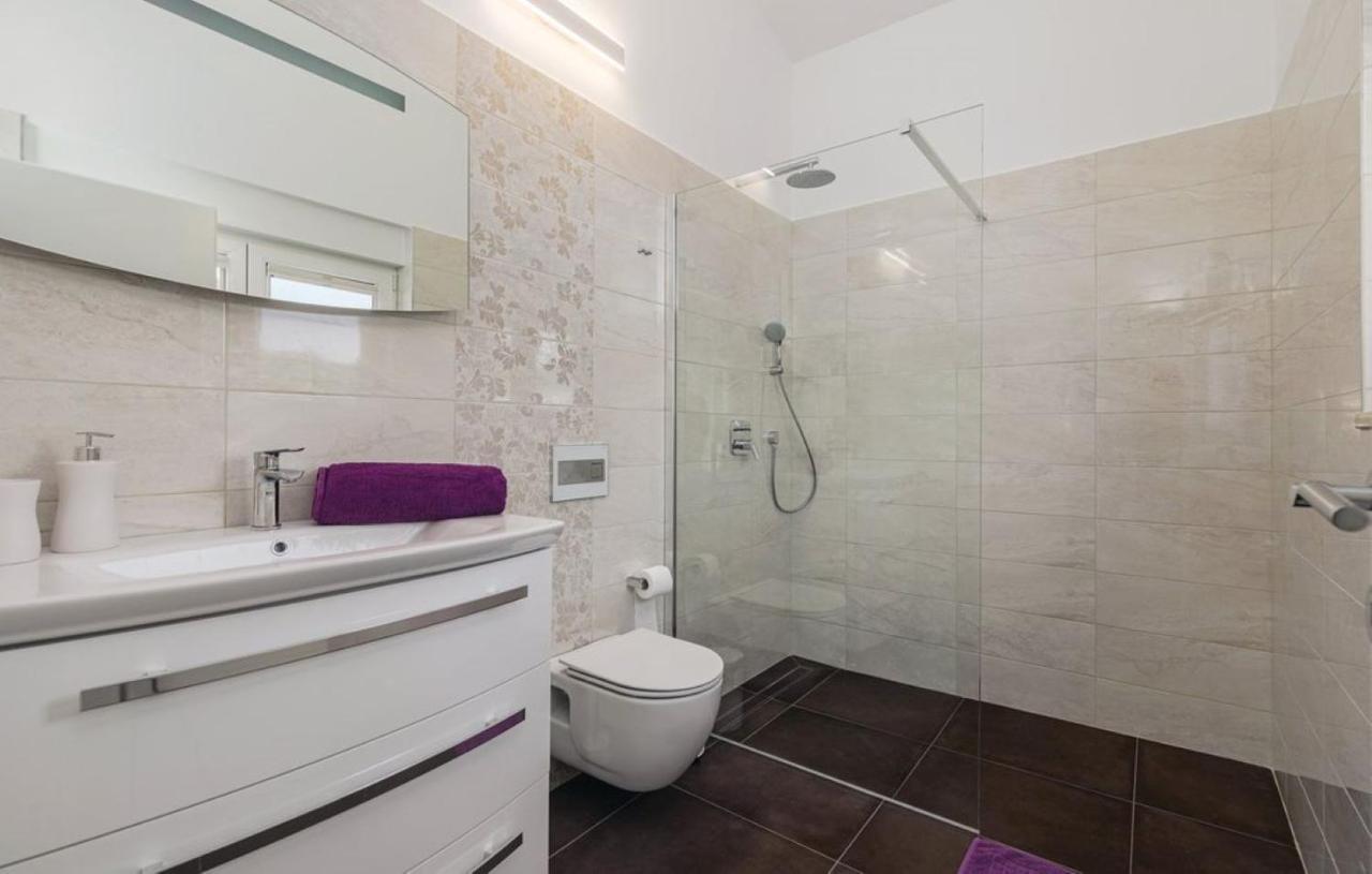 Villa Izabel With Hot Whirpool Krnica Ngoại thất bức ảnh